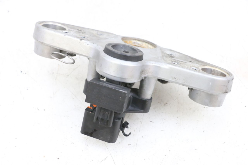 photo de LOCK SET KEY ECU BMW R RT ABS 1200 (2010 - 2014) - Fixing points details