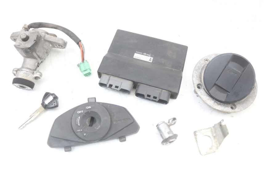 photo de LOCK SET KEY ECU SUZUKI GSR 750 (2011 - 2017)