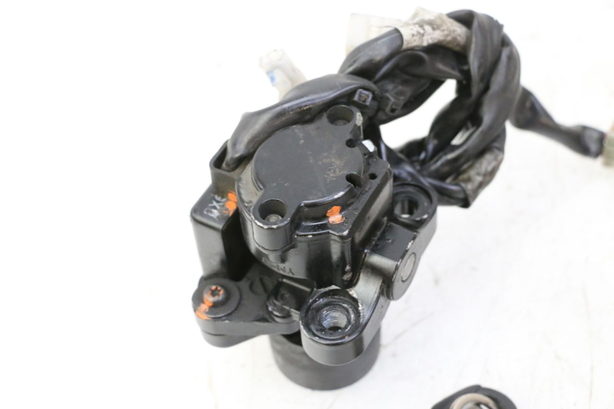 photo de LOCK KEY CDI IGNITION SWITCH KIT YAMAHA TDM ABS 900 (2002 - 2014)