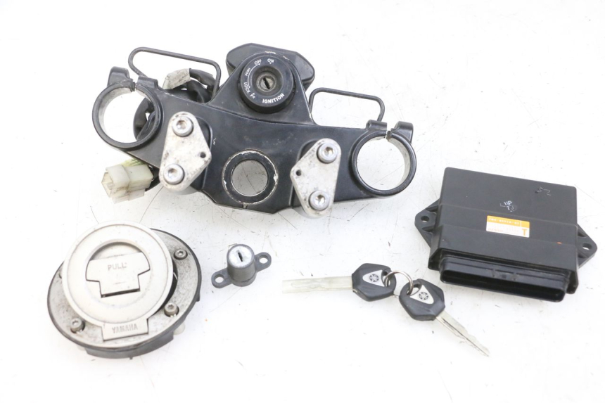 photo de LOCK KEY CDI IGNITION SWITCH KIT YAMAHA TDM ABS 900 (2002 - 2014)