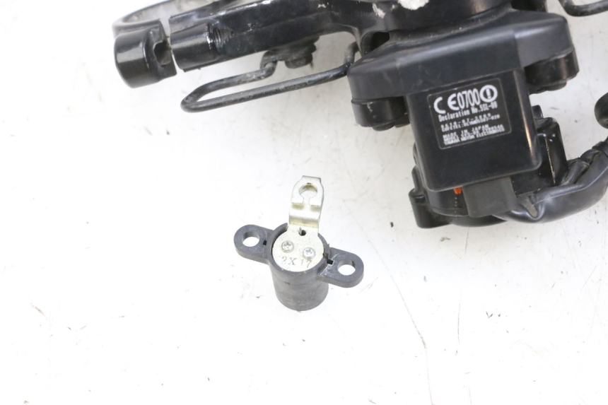 photo de LOCK KEY CDI IGNITION SWITCH KIT YAMAHA TDM ABS 900 (2002 - 2014)