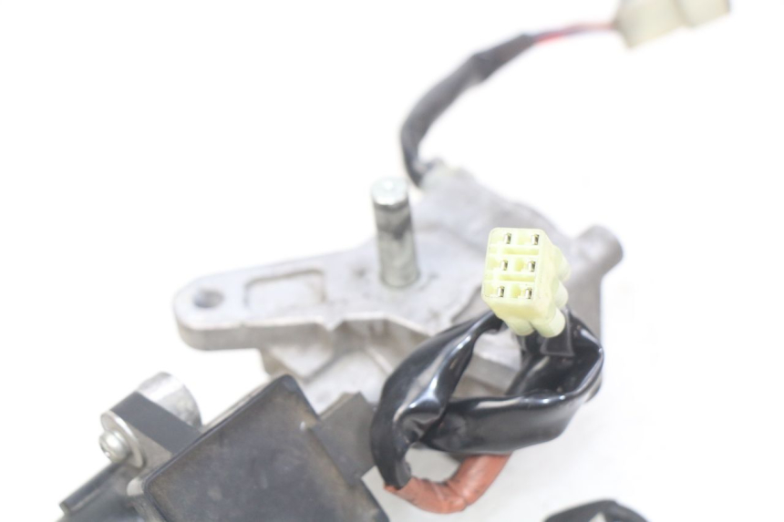 photo de LOCK KEY CDI IGNITION SWITCH KIT YAMAHA X-MAX XMAX 125 (2010 - 2014)