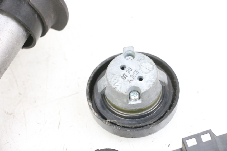 photo de LOCK KEY CDI IGNITION SWITCH KIT YAMAHA X-MAX XMAX 125 (2010 - 2014)