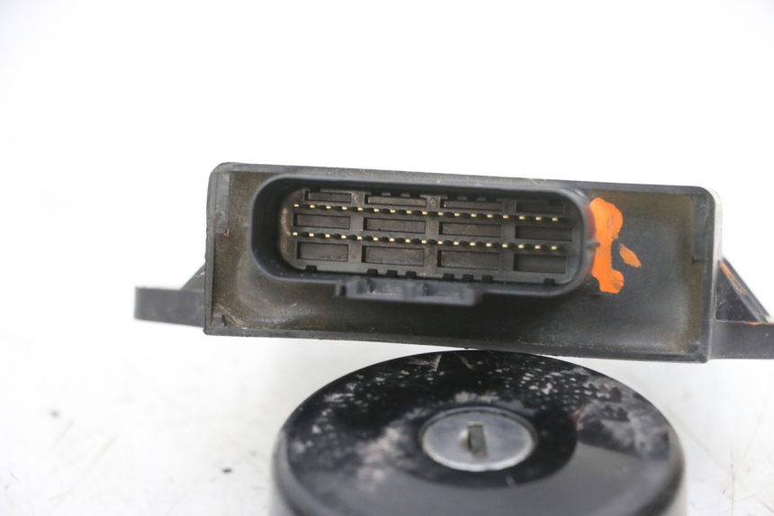 photo de LOCK KEY CDI IGNITION SWITCH KIT YAMAHA X-MAX XMAX 125 (2010 - 2014)