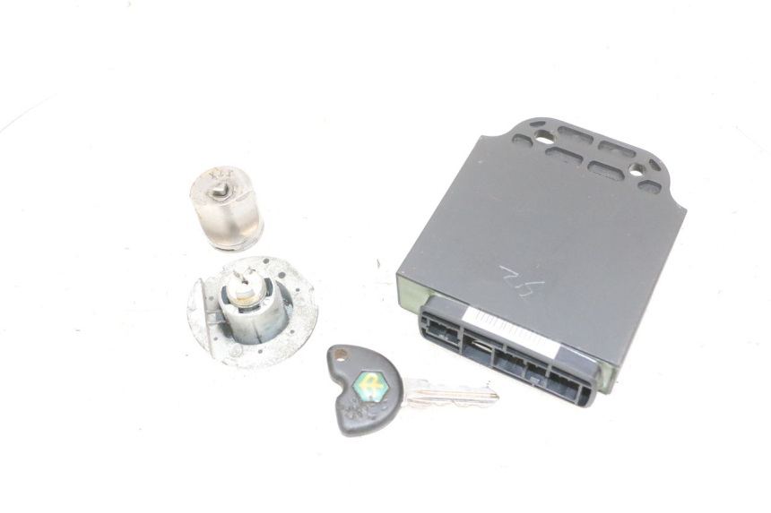 photo de LOCK KEY CDI IGNITION SWITCH KIT PIAGGIO XEVO - X EVO 125 (2007 - 2016) - Component detail