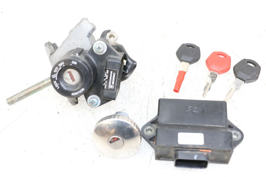 photo de LOCK KEY CDI IGNITION SWITCH KIT YAMAHA XMAX X-MAX 125 (2006 - 2009)