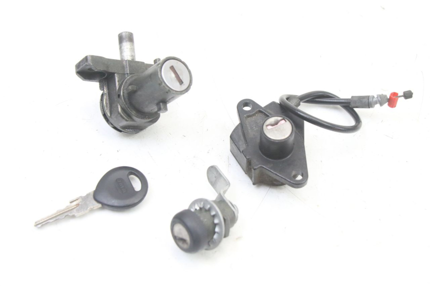 photo de LOCK SET KEY BMW C1 125 (2000 - 2003)