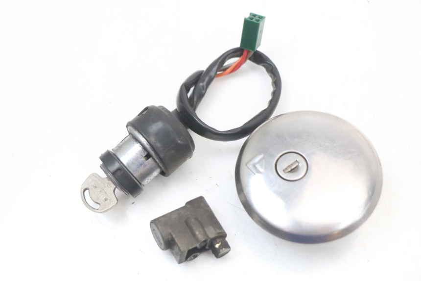 photo de LOCK KEY NEIMAN KIT SUZUKI GN 125 (1997 - 2000)