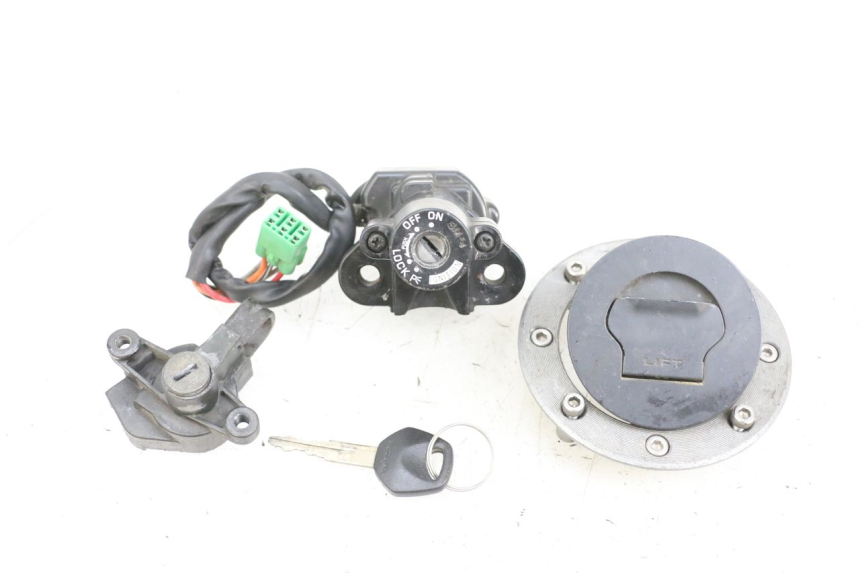 photo de LOCK SET KEY SUZUKI GSF N BANDIT 600 (1996 - 1999) - Main view