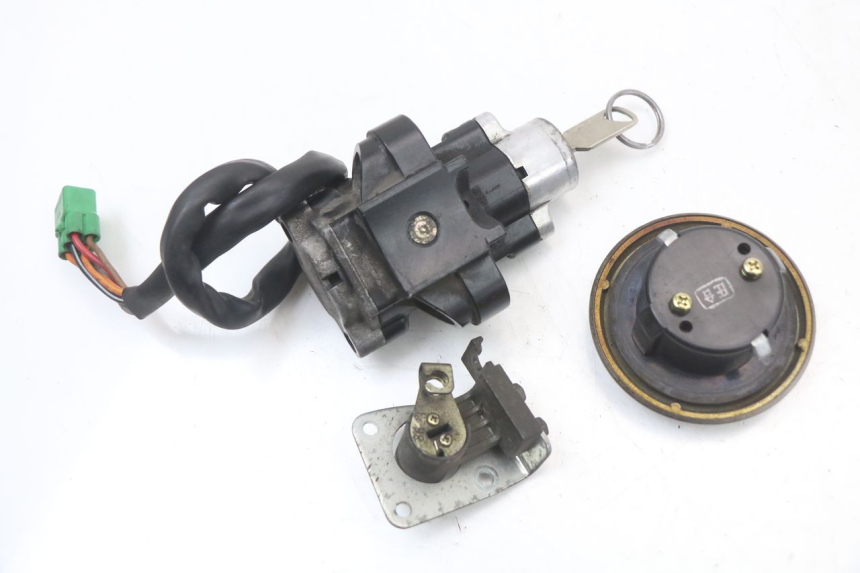 photo de LOCK SET KEY SUZUKI GZ MARAUDER 125 (1998 - 2004)