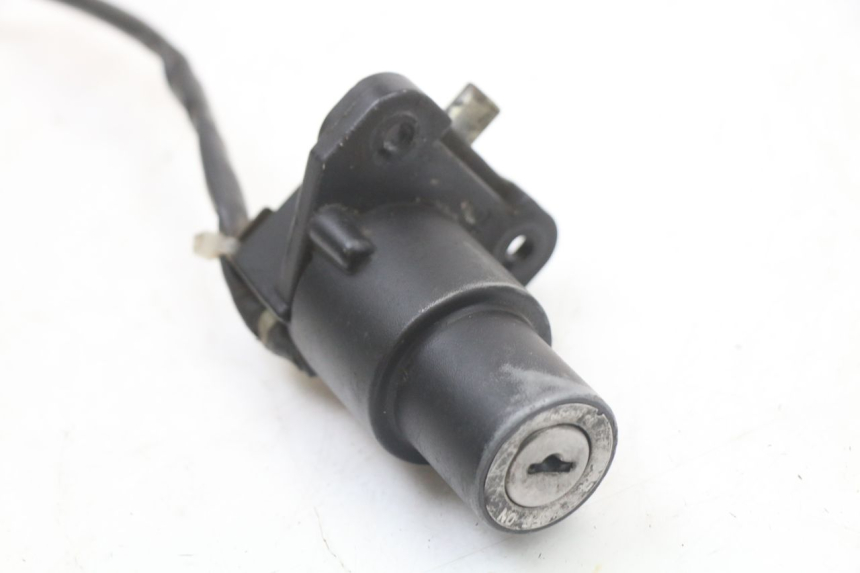 photo de LOCK SET KEY HYOSUNG GF 125 (2001 - 2005)