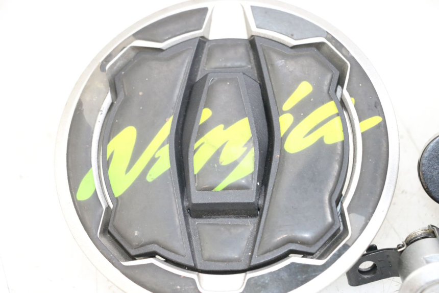 photo de LOCK SET KEY KAWASAKI NINJA 400 (2018 - 2023)