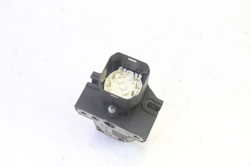 photo de LOCK SET KEY PIAGGIO MP3 HPE 350 (2018 - 2020) - Checked used part