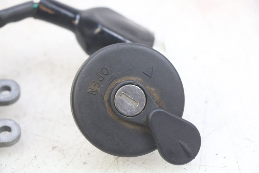 photo de LOCK KEY NEIMAN KIT PEUGEOT V-CLIC VCLIC 50 (2007 - 2013)