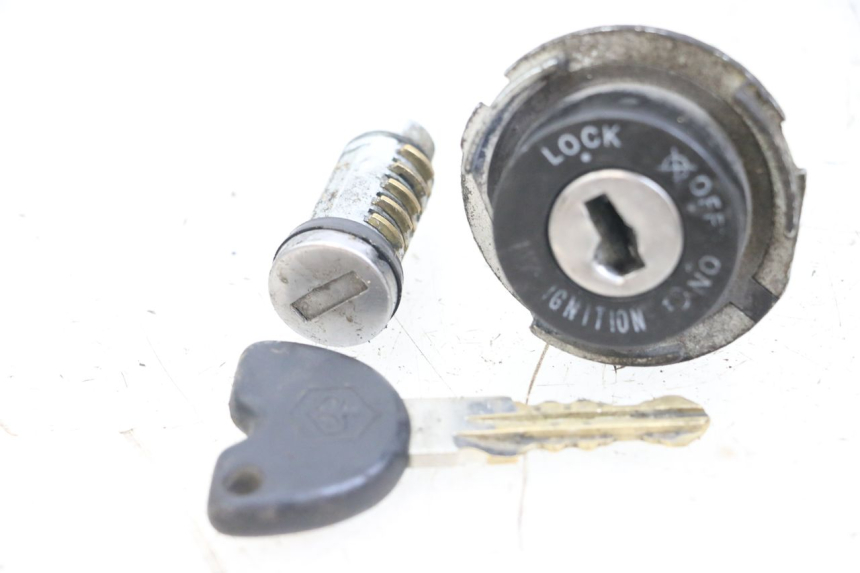 photo de LOCK KEY NEIMAN KIT PIAGGIO ZIP 2T 50 (2009 - 2019)