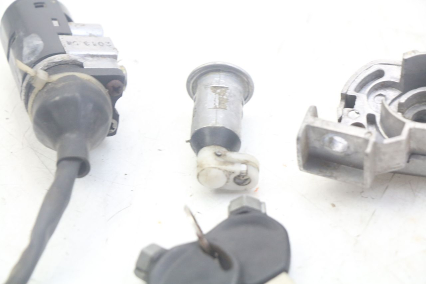 photo de LOCK SET KEY DOLPHIN PYGMY 1 (2020 - 2024)