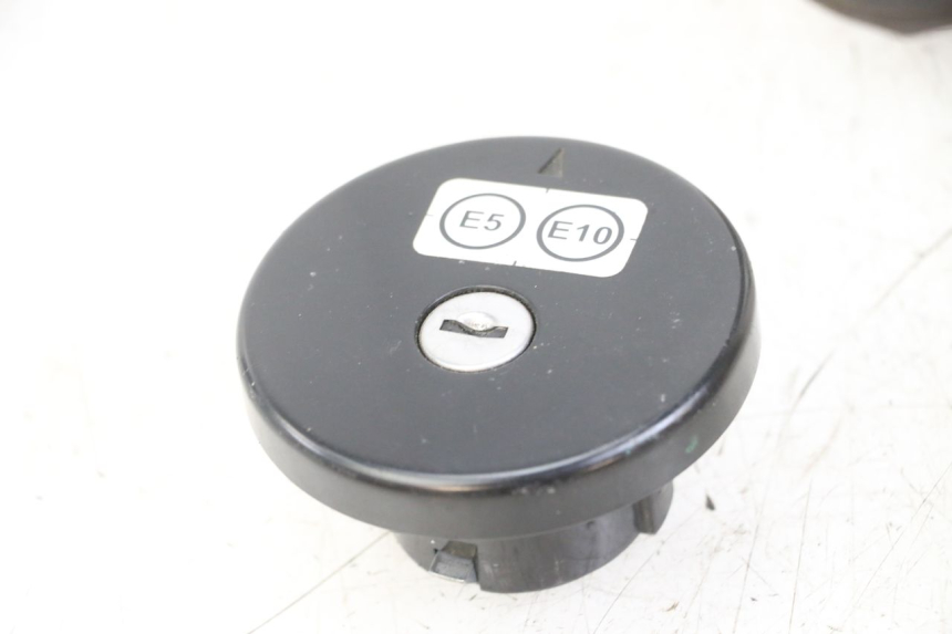 photo de LOCK SET KEY SUZUKI BURGMAN 125 (2018 - 2021)