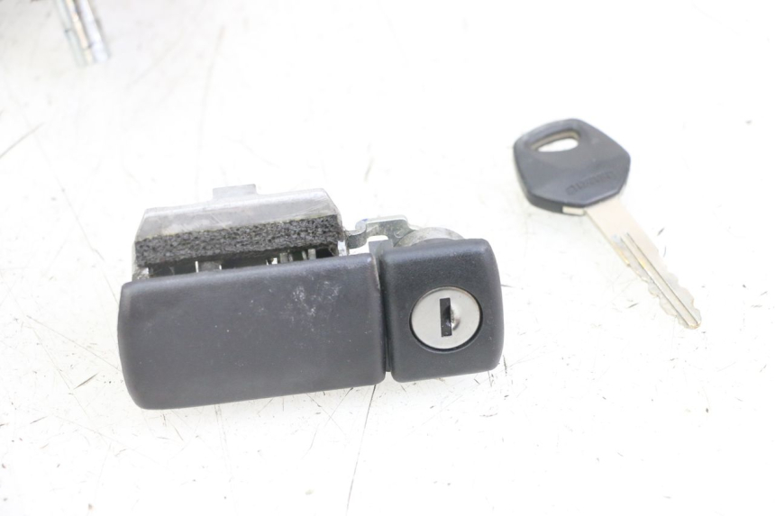 photo de LOCK SET KEY SUZUKI BURGMAN 125 (2018 - 2021)