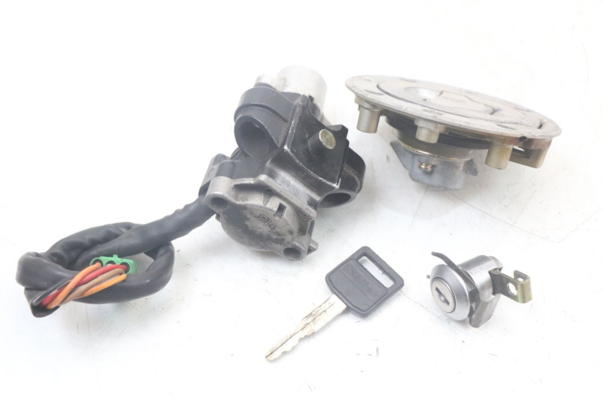 photo de LOCK KEY NEIMAN KIT SUZUKI SV N 650 (1999 - 2002)