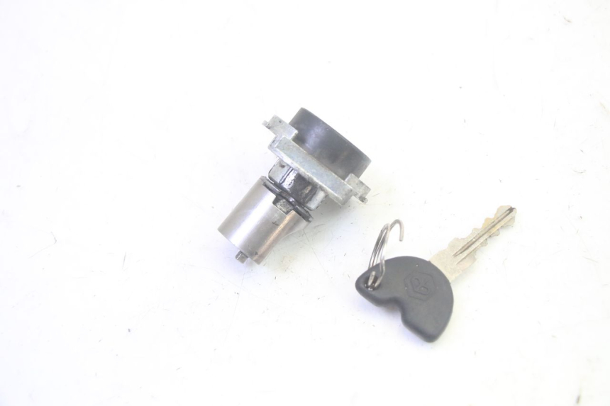 photo de LOCK KEY NEIMAN KIT PIAGGIO ZIP 4T 50 (2018 - 2020) - Product overview