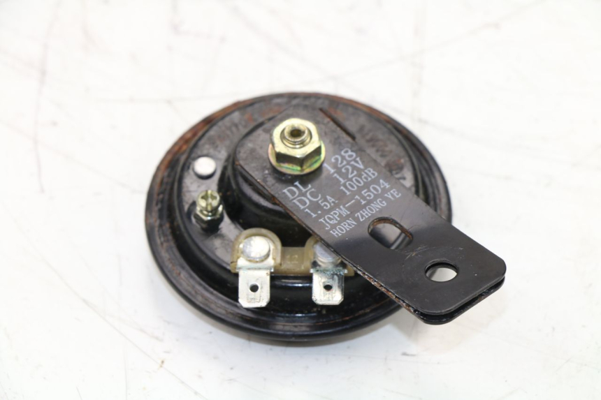 photo de HORN PEUGEOT KISBEE 4T 50 (2010 - 2017)