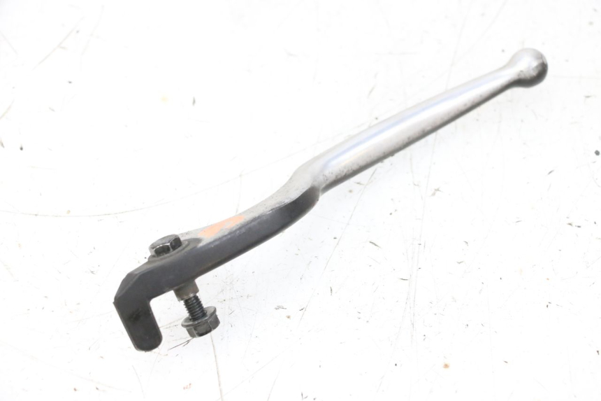 photo de LEFT BRAKE LEVER YAMAHA XMAX X-MAX 125 (2006 - 2009) - Zoom on usage condition