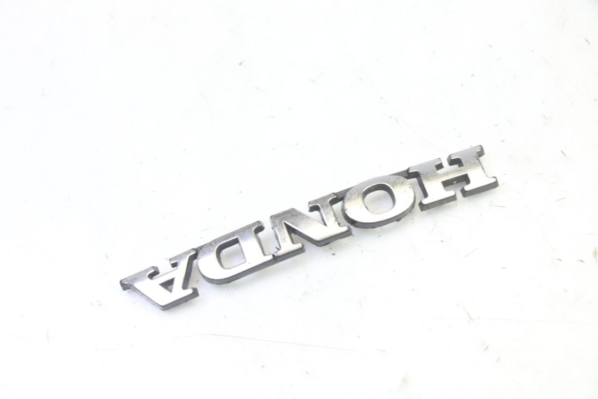 photo de BRAND LOGO HONDA ST PAN EUROPEAN 1300 (2002 - 2013)