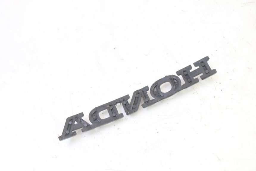 photo de BRAND LOGO HONDA ST PAN EUROPEAN 1300 (2002 - 2013)