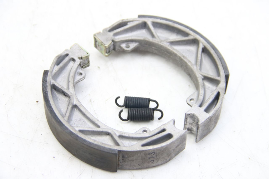 photo de BRAKE SHOE APRILIA SCARABEO 4T 50 (2009 - 2017)