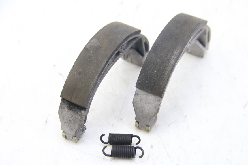 photo de BRAKE SHOE APRILIA SCARABEO 4T 50 (2009 - 2017)