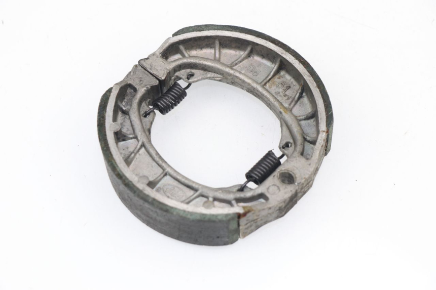 photo de BRAKE SHOES BAOTIAN TRAVEL SPIRIT 50 (2010 - 2012)