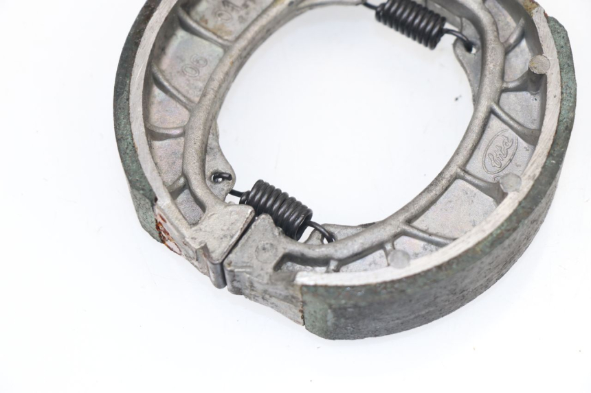 photo de BRAKE SHOES BAOTIAN TRAVEL SPIRIT 50 (2010 - 2012)