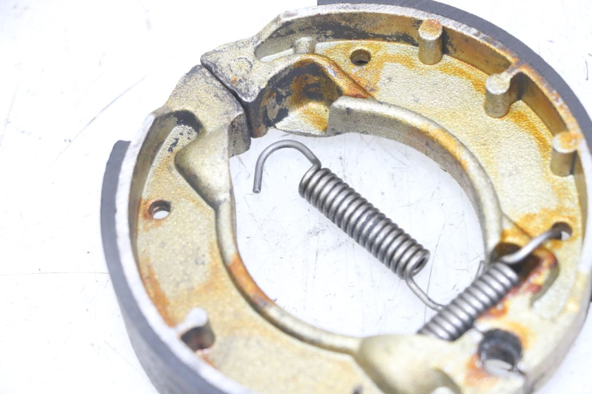 photo de BRAKE SHOE MBK BOOSTER SPIRIT NAKED 50 (2004 - 2017)