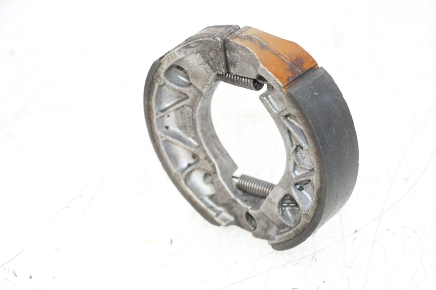 photo de BRAKE SHOE MBK BOOSTER SPIRIT NAKED 50 (2004 - 2017) - Component detail