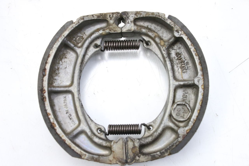 photo de BRAKE SHOE SUZUKI CP 80 (1985 - 1996)