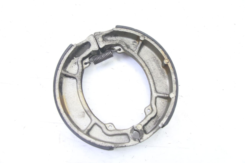 photo de BRAKE SHOE PEUGEOT ELYSEO 125 (1999 - 2004)