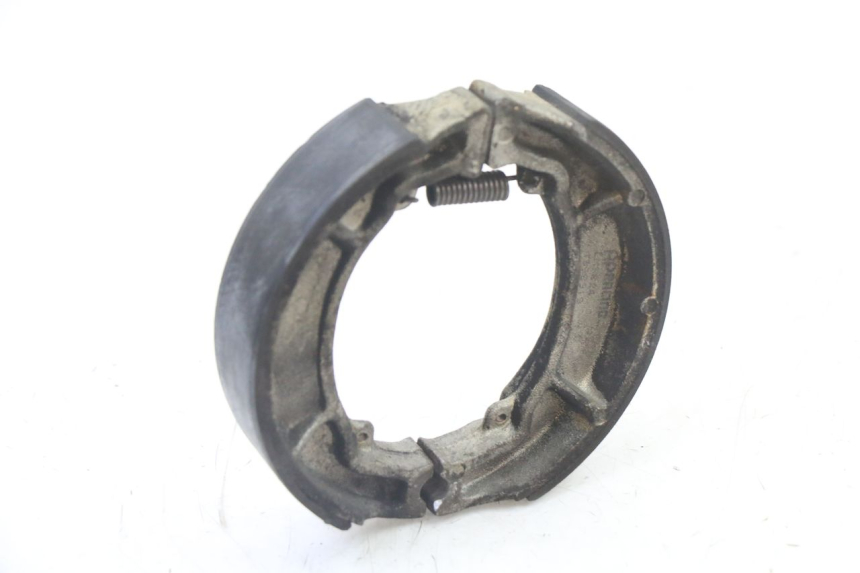 photo de BRAKE SHOE PEUGEOT ELYSEO 125 (1999 - 2004)