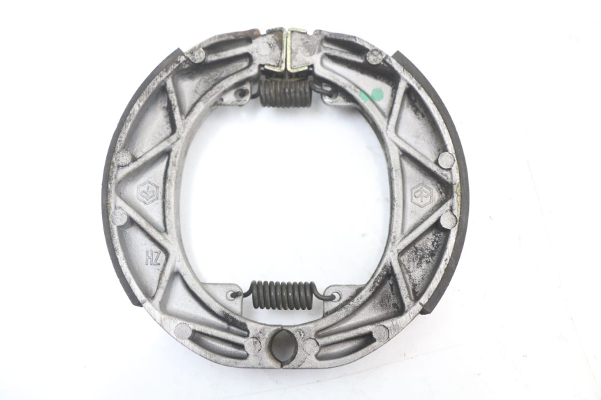 photo de BRAKE SHOES PIAGGIO FLY 4T 50 (2004 - 2010)