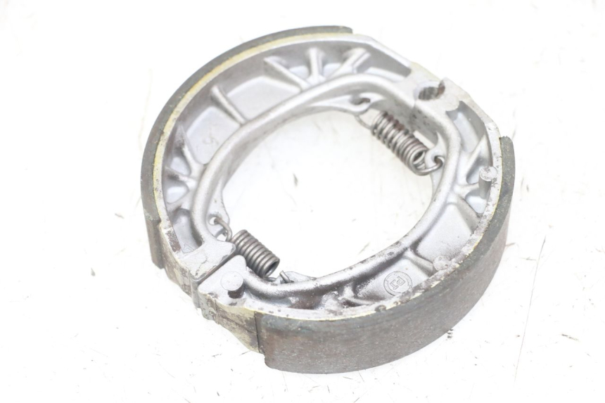 photo de BRAKE SHOES PEUGEOT KISBEE 2T 50 (2018 - 2022)