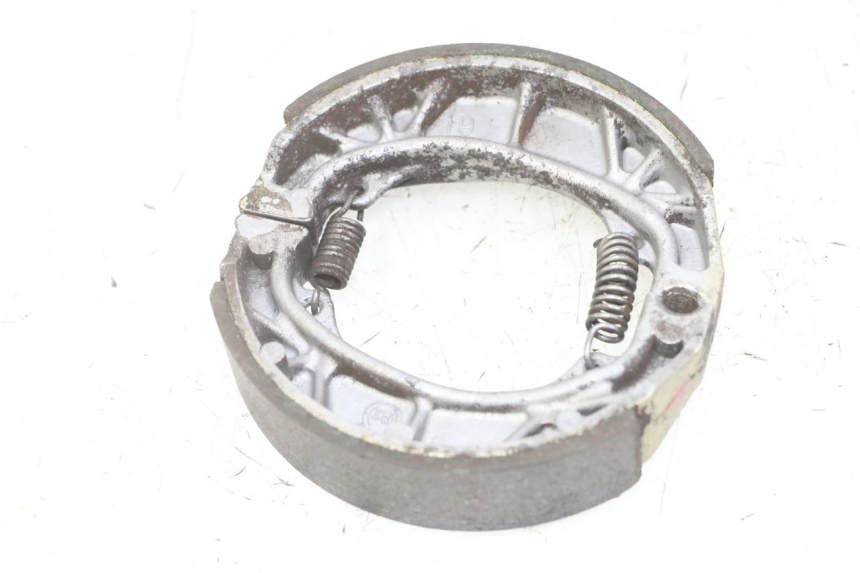 photo de BRAKE SHOES PEUGEOT KISBEE 2T 50 (2018 - 2022)
