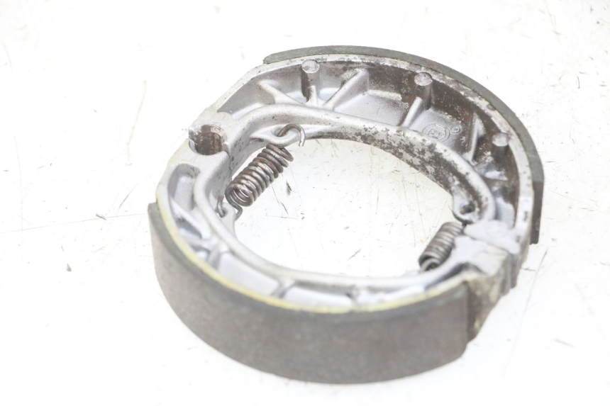 photo de BRAKE SHOES PEUGEOT KISBEE 2T 50 (2018 - 2022)