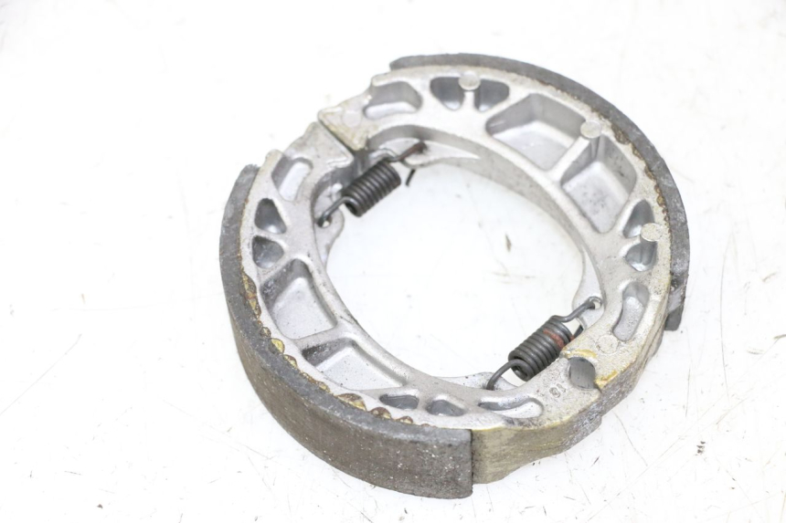 photo de BRAKE SHOE PEUGEOT KISBEE 2T 50 (2010 - 2017)