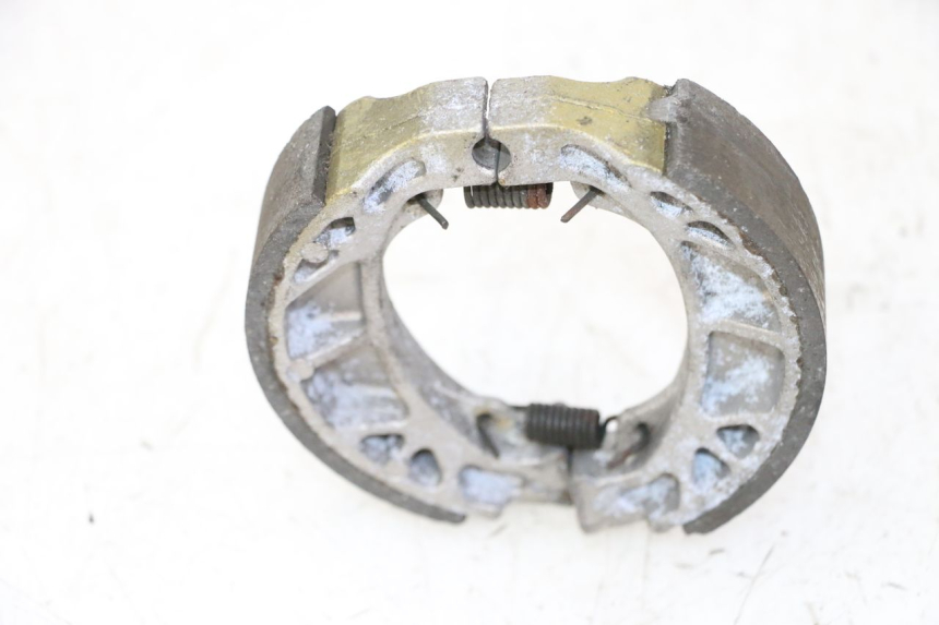 photo de BRAKE SHOE PEUGEOT KISBEE 2T 50 (2010 - 2017)