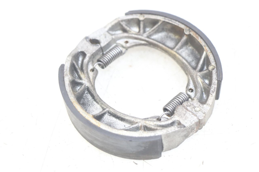photo de BRAKE SHOE PEUGEOT KISBEE 4T 50 (2018 - 2022)