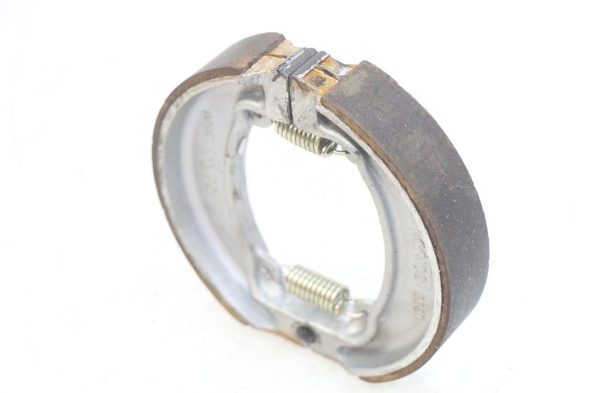photo de BRAKE SHOE KYMCO AGILITY 16+ 4T 50 (2018 - 2023)