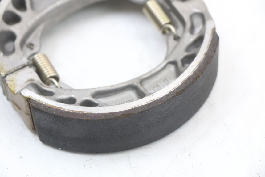 photo de BRAKE SHOE KYMCO AGILITY 4T 50 (2005 - 2018)