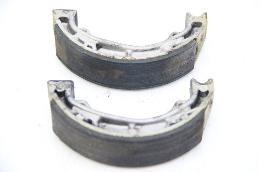 photo de BRAKE SHOE PEUGEOT KISBEE 4T 50 (2010 - 2017)