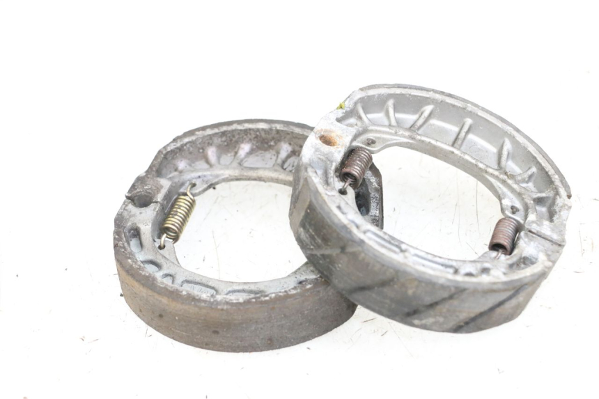 photo de BRAKE SHOE PEUGEOT LUDIX 50 (2008 - 2017)