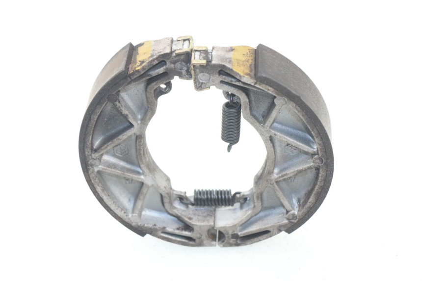 photo de BRAKE SHOES PIAGGIO PRIMAVERA 125 (2013 - 2021)