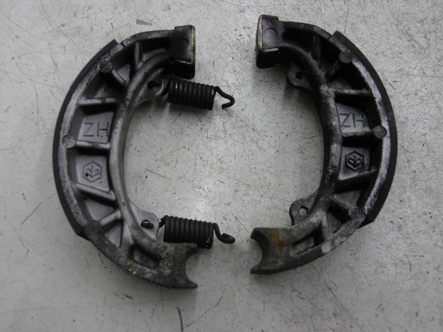 photo de BRAKE SHOES PIAGGIO ZIP 2T 50 (2009 - 2019)